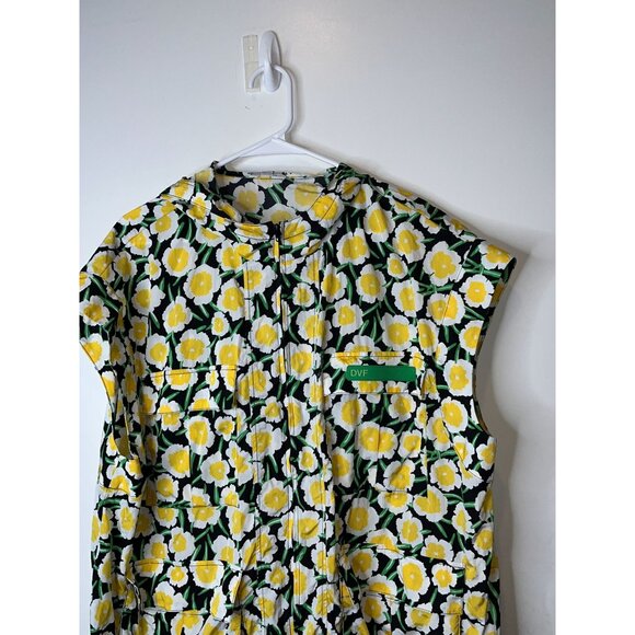 NWT Diane Von Furstenburg X Target Packable Nylon Yellow Hooded Vest Size Large - Picture 3 of 11